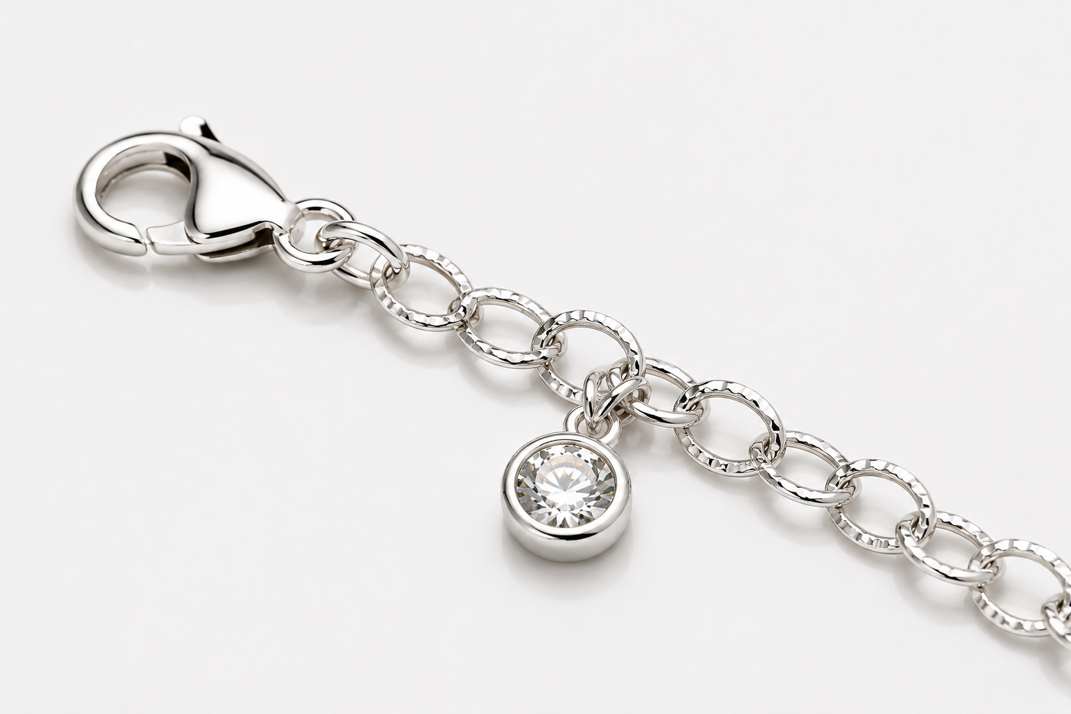Pulseira Feminina Elos Redondos com Zircônias | Banhada em Prata 925